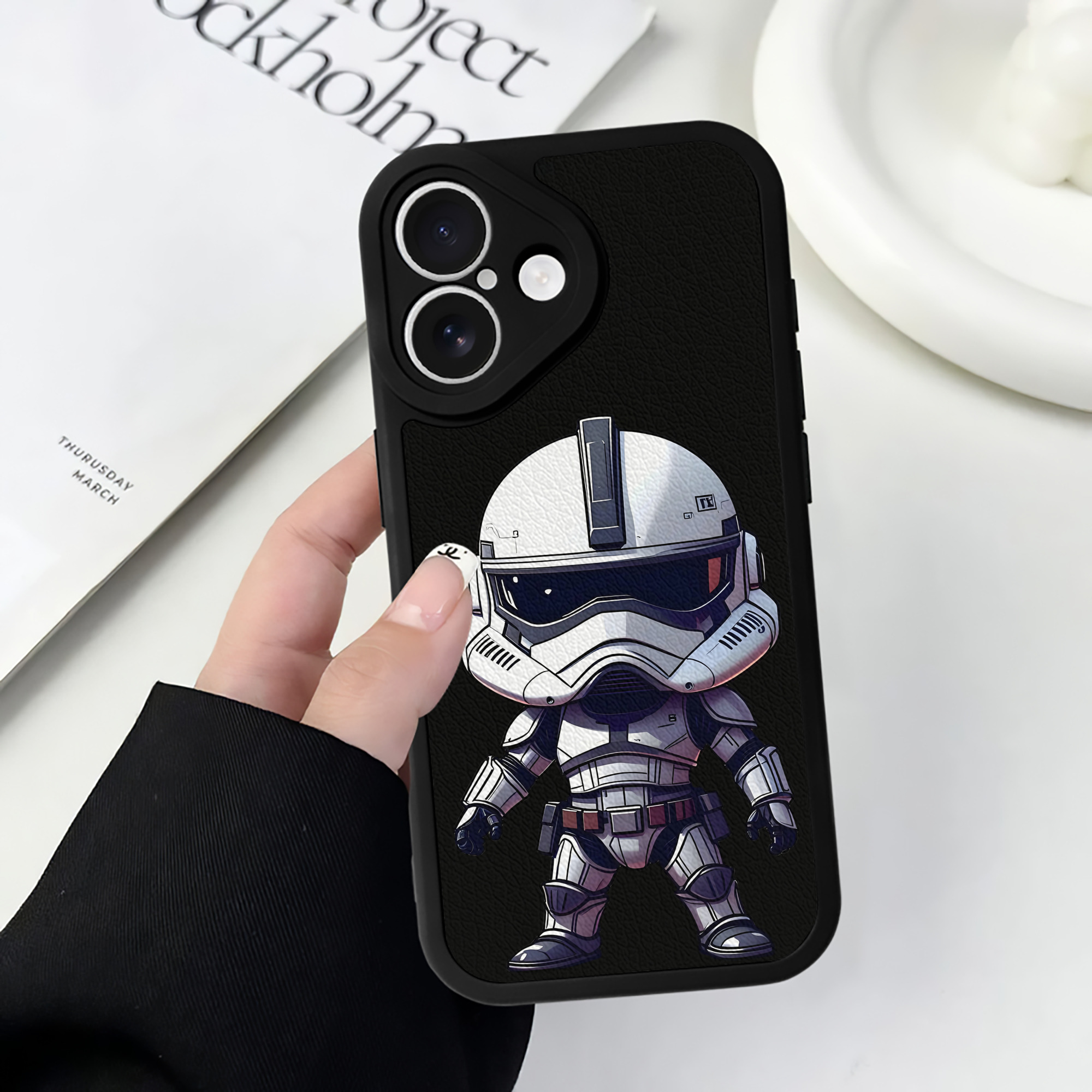 （画像用） スター・ウォーズ Star Wars 【iPhone 16シリーズ対応】シリコンスマホケース（レザー調） 材質：シリコン